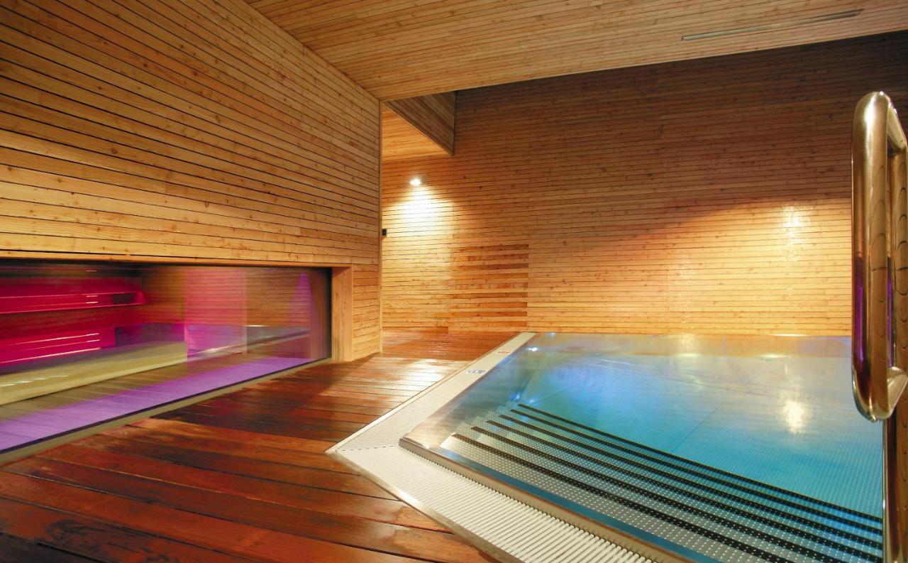 All In Resort Schwarzbrunn 施坦斯 外观 照片