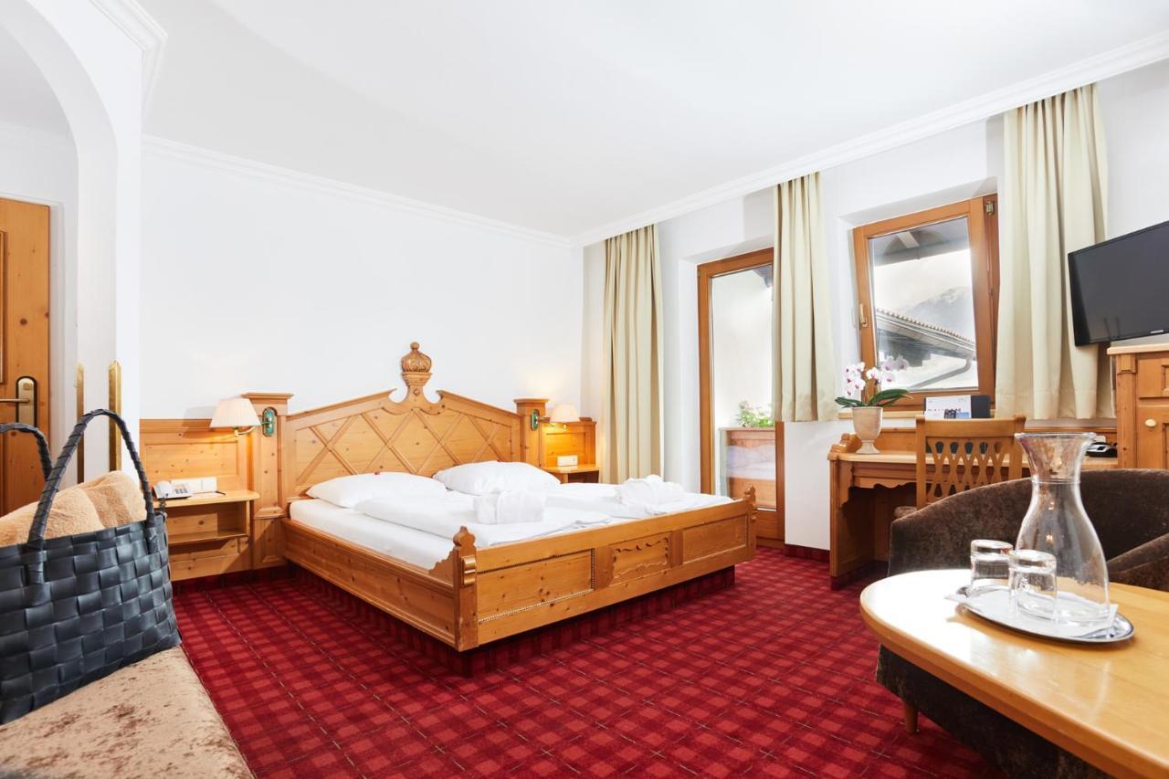 All In Resort Schwarzbrunn 施坦斯 外观 照片