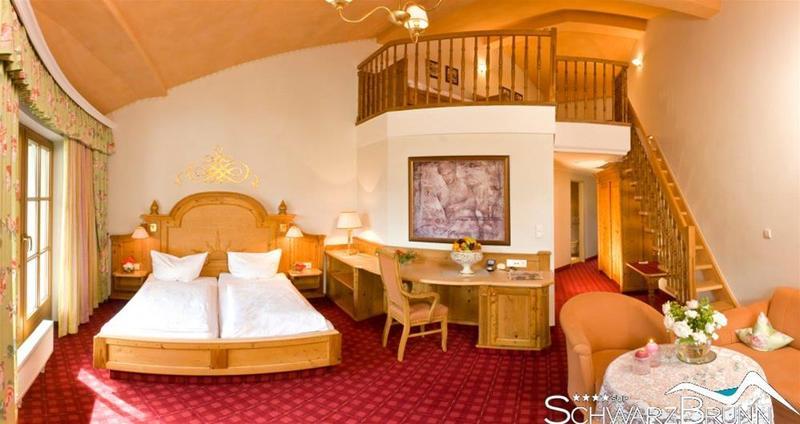 All In Resort Schwarzbrunn 施坦斯 外观 照片
