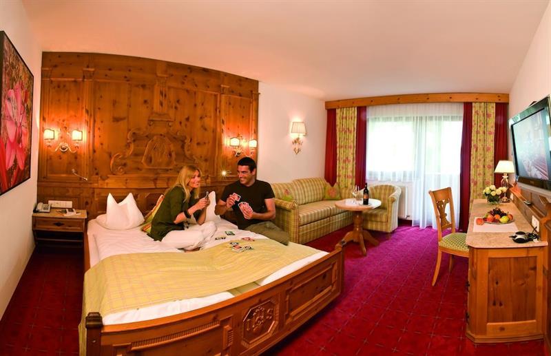 All In Resort Schwarzbrunn 施坦斯 外观 照片